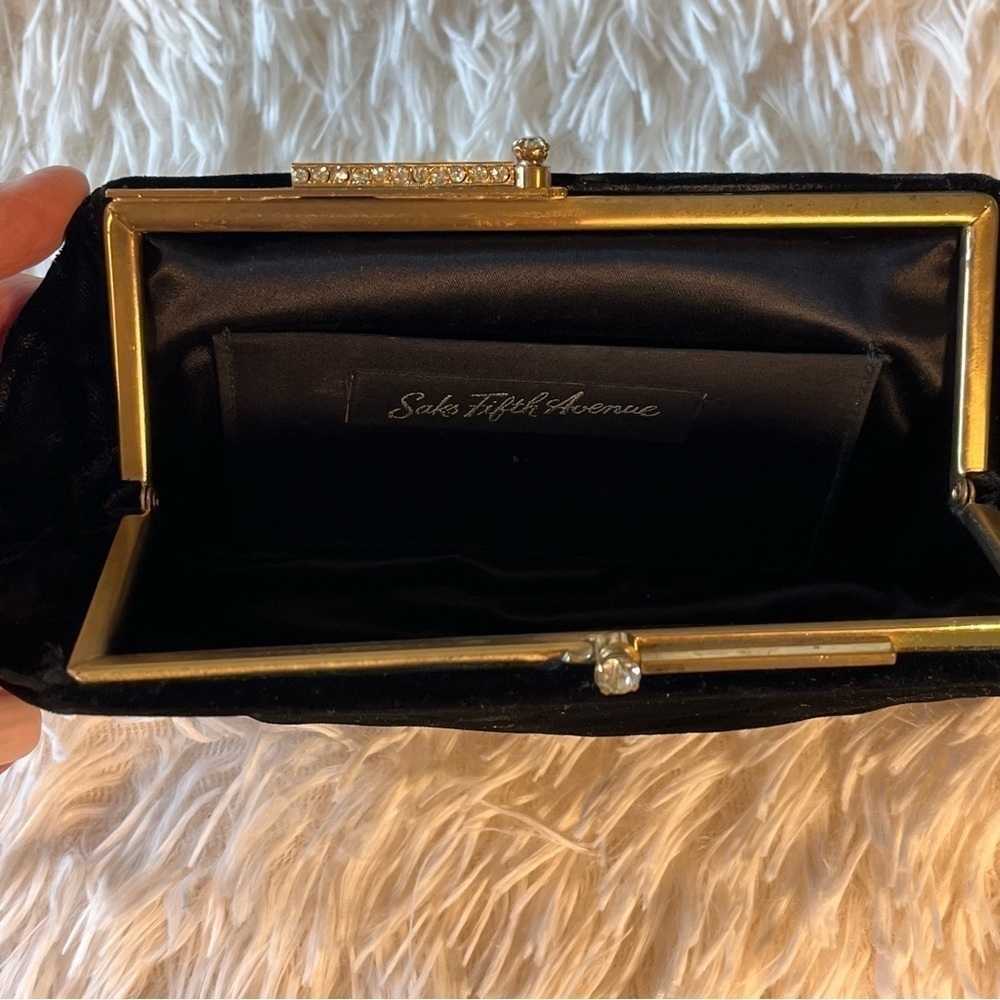 Vintage SAKS FIFTH AVENUE Black Velvet Culch Gold Metal Rhinestones Bag Purse - Picture 7 of 10